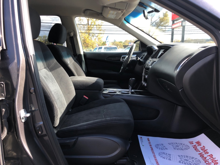 Used Nissan Pathfinder 2WD 4dr SL 2013 | Marsh Auto Sales LLC. Ortonville, Michigan Used Nissan Pathfinder 2WD 4dr SL 2013 | Marsh Auto Sales LLC. Ortonville, Michigan
