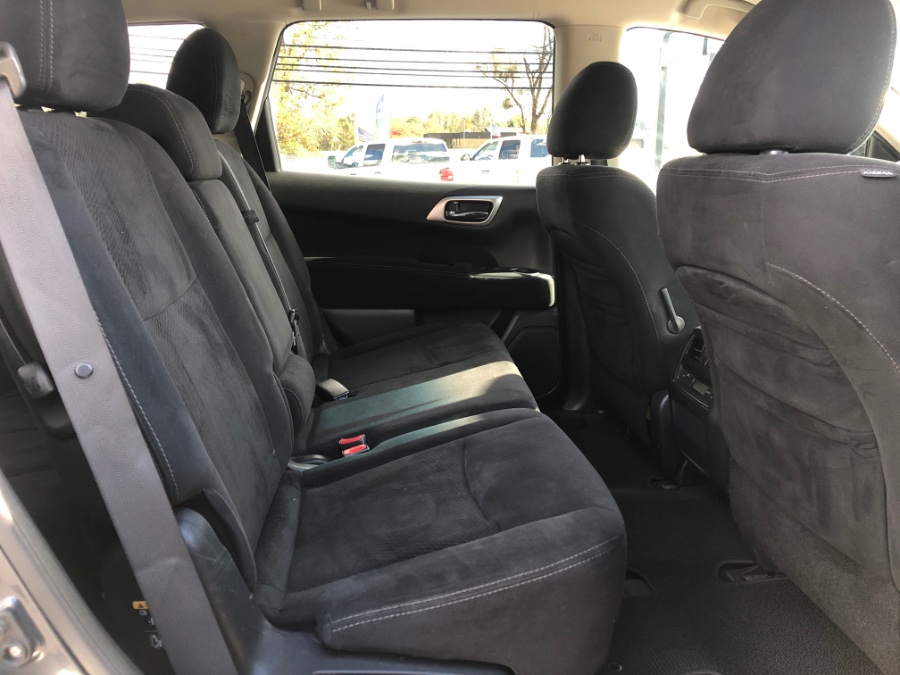 Used Nissan Pathfinder 2WD 4dr SL 2013 | Marsh Auto Sales LLC. Ortonville, Michigan Used Nissan Pathfinder 2WD 4dr SL 2013 | Marsh Auto Sales LLC. Ortonville, Michigan