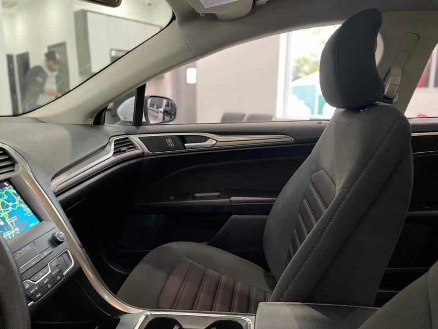 Used Ford Fusion Hybrid SE FWD 2019 | Luxury Motor Club. Franklin Square, New York Used Ford Fusion Hybrid SE FWD 2019 | Luxury Motor Club. Franklin Square, New York