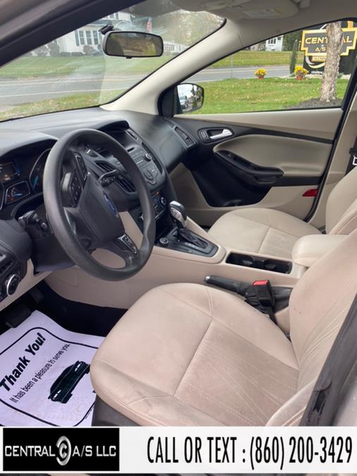 2015 Ford Focus 4dr Sdn SE, available for sale in East Windsor, Connecticut | Central A/S LLC. East Windsor, Connecticut 2015 Ford Focus 4dr Sdn SE, available for sale in East Windsor, Connecticut | Central A/S LLC. East Windsor, Connecticut