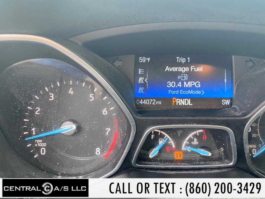 2015 Ford Focus 4dr Sdn SE, available for sale in East Windsor, Connecticut | Central A/S LLC. East Windsor, Connecticut 2015 Ford Focus 4dr Sdn SE, available for sale in East Windsor, Connecticut | Central A/S LLC. East Windsor, Connecticut