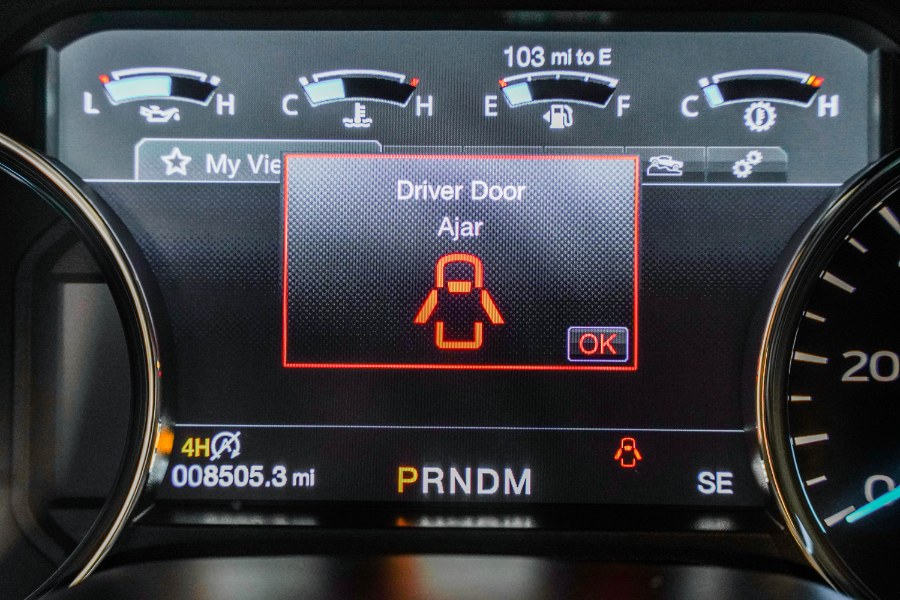 Used Ford F-150 LARIAT 4WD SuperCrew 5.5'' Box 2020 | 26 Motors Corp. Bronx, New York Used Ford F-150 LARIAT 4WD SuperCrew 5.5'' Box 2020 | 26 Motors Corp. Bronx, New York
