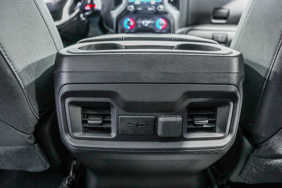 Used Chevrolet Silverado 1500 4WD Crew Cab 147" LT Trail Boss 2019 | 26 Motors Corp. Bronx, New York Used Chevrolet Silverado 1500 4WD Crew Cab 147" LT Trail Boss 2019 | 26 Motors Corp. Bronx, New York