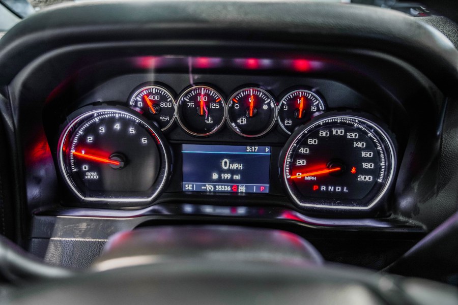 Used Chevrolet Silverado 1500 4WD Crew Cab 147" LT Trail Boss 2019 | 26 Motors Corp. Bronx, New York Used Chevrolet Silverado 1500 4WD Crew Cab 147" LT Trail Boss 2019 | 26 Motors Corp. Bronx, New York