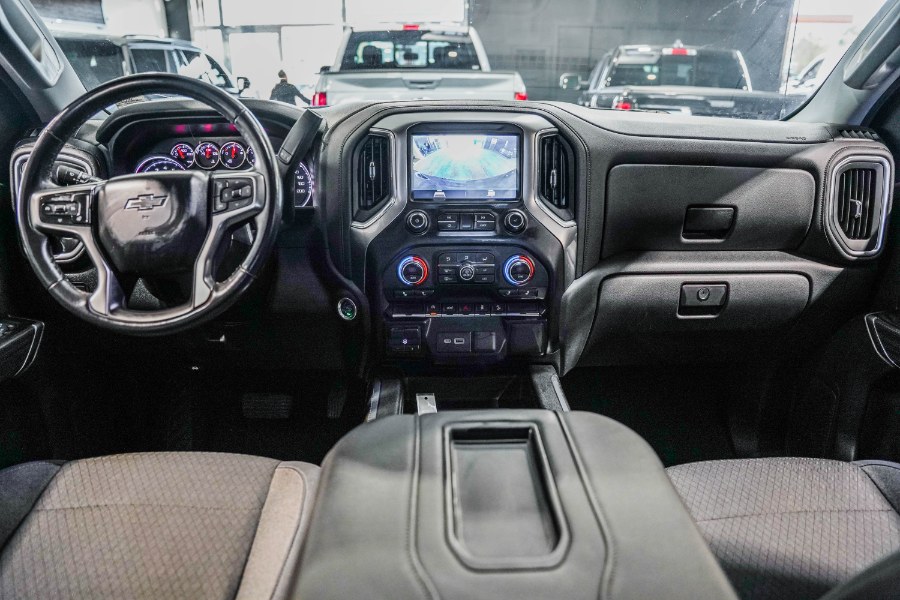 Used Chevrolet Silverado 1500 4WD Crew Cab 147" LT Trail Boss 2019 | 26 Motors Corp. Bronx, New York Used Chevrolet Silverado 1500 4WD Crew Cab 147" LT Trail Boss 2019 | 26 Motors Corp. Bronx, New York