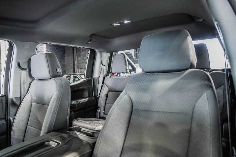 Used Chevrolet Silverado 1500 4WD Crew Cab 147" LT Trail Boss 2019 | 26 Motors Corp. Bronx, New York Used Chevrolet Silverado 1500 4WD Crew Cab 147" LT Trail Boss 2019 | 26 Motors Corp. Bronx, New York