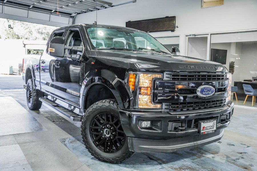 Used Ford Super Duty F-350 SRW LARIAT 4WD Crew Cab 6.75'' Box 2019 | 26 Motors Corp. Bronx, New York Used Ford Super Duty F-350 SRW LARIAT 4WD Crew Cab 6.75'' Box 2019 | 26 Motors Corp. Bronx, New York