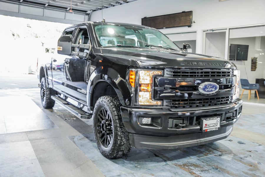Used Ford Super Duty F-350 SRW LARIAT 4WD Crew Cab 6.75'' Box 2019 | 26 Motors Corp. Bronx, New York Used Ford Super Duty F-350 SRW LARIAT 4WD Crew Cab 6.75'' Box 2019 | 26 Motors Corp. Bronx, New York