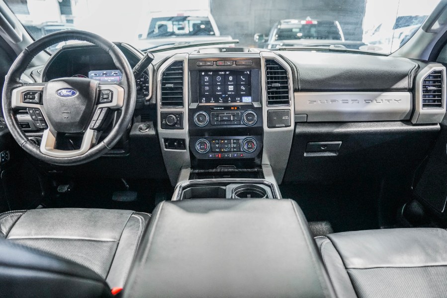Used Ford Super Duty F-350 SRW LARIAT 4WD Crew Cab 6.75'' Box 2019 | 26 Motors Corp. Bronx, New York Used Ford Super Duty F-350 SRW LARIAT 4WD Crew Cab 6.75'' Box 2019 | 26 Motors Corp. Bronx, New York