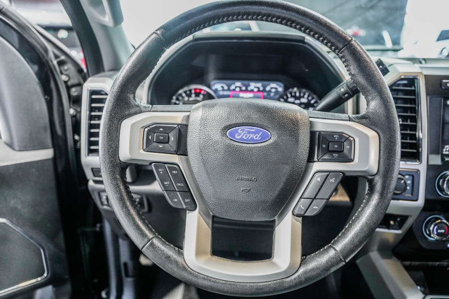 Used Ford Super Duty F-350 SRW LARIAT 4WD Crew Cab 6.75'' Box 2019 | 26 Motors Corp. Bronx, New York Used Ford Super Duty F-350 SRW LARIAT 4WD Crew Cab 6.75'' Box 2019 | 26 Motors Corp. Bronx, New York