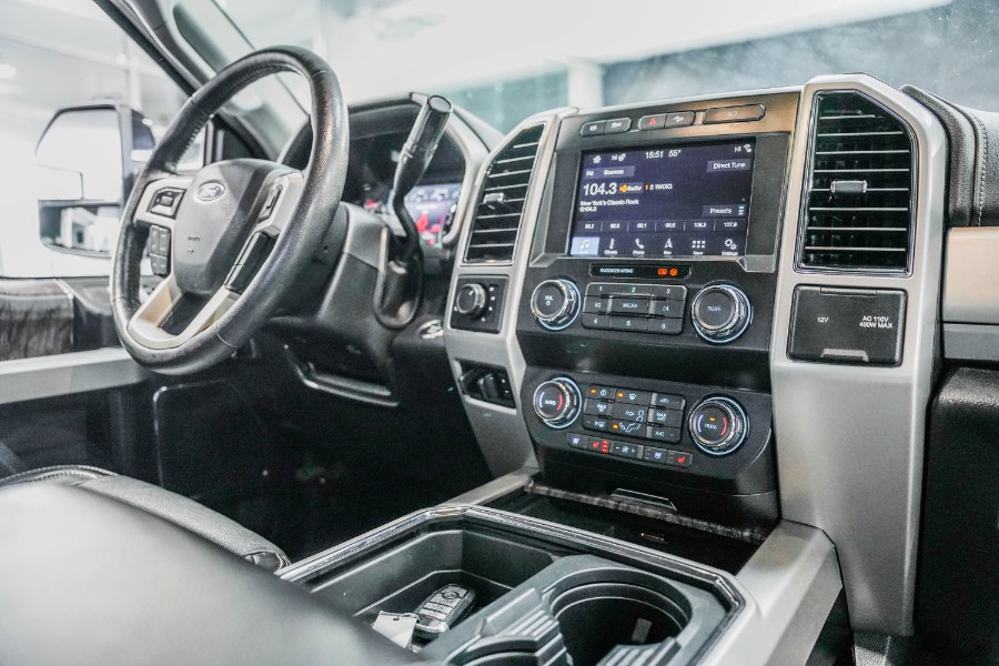 Used Ford Super Duty F-350 SRW LARIAT 4WD Crew Cab 6.75'' Box 2019 | 26 Motors Corp. Bronx, New York Used Ford Super Duty F-350 SRW LARIAT 4WD Crew Cab 6.75'' Box 2019 | 26 Motors Corp. Bronx, New York