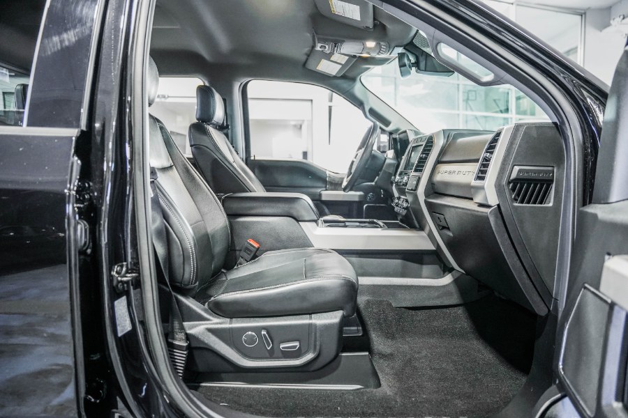 Used Ford Super Duty F-350 SRW LARIAT 4WD Crew Cab 6.75'' Box 2019 | 26 Motors Corp. Bronx, New York Used Ford Super Duty F-350 SRW LARIAT 4WD Crew Cab 6.75'' Box 2019 | 26 Motors Corp. Bronx, New York