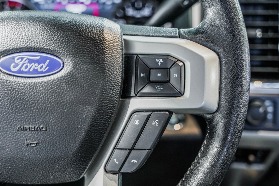 Used Ford Super Duty F-350 SRW LARIAT 4WD Crew Cab 6.75'' Box 2019 | 26 Motors Corp. Bronx, New York Used Ford Super Duty F-350 SRW LARIAT 4WD Crew Cab 6.75'' Box 2019 | 26 Motors Corp. Bronx, New York