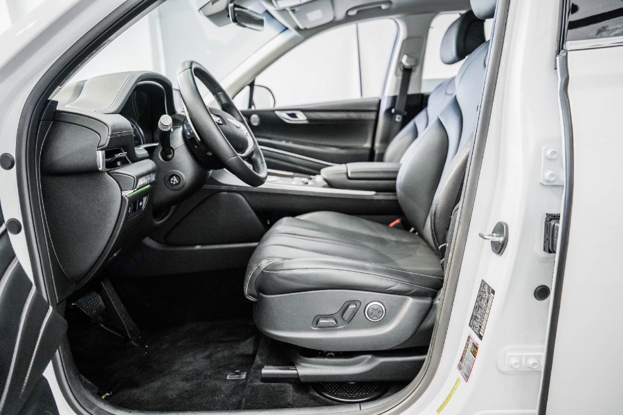 Used Genesis GV80 2.5T AWD 2021 | 26 Motors Corp. Bronx, New York Used Genesis GV80 2.5T AWD 2021 | 26 Motors Corp. Bronx, New York