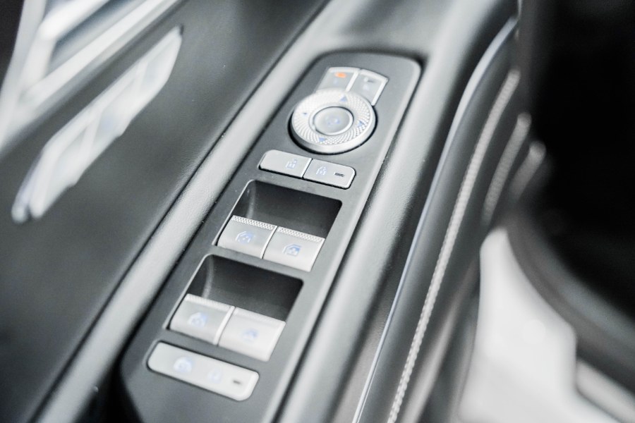 Used Genesis GV80 2.5T AWD 2021 | 26 Motors Corp. Bronx, New York Used Genesis GV80 2.5T AWD 2021 | 26 Motors Corp. Bronx, New York