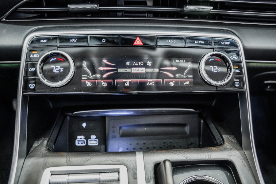Used Genesis GV80 2.5T AWD 2021 | 26 Motors Corp. Bronx, New York Used Genesis GV80 2.5T AWD 2021 | 26 Motors Corp. Bronx, New York