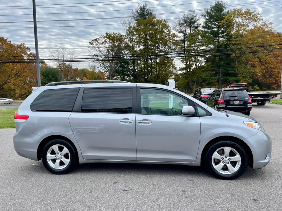Used Toyota Sienna 5dr 8-Pass Van V6 LE FWD (Natl) 2013 | Mike And Tony Auto Sales, Inc. South Windsor, Connecticut Used Toyota Sienna 5dr 8-Pass Van V6 LE FWD (Natl) 2013 | Mike And Tony Auto Sales, Inc. South Windsor, Connecticut