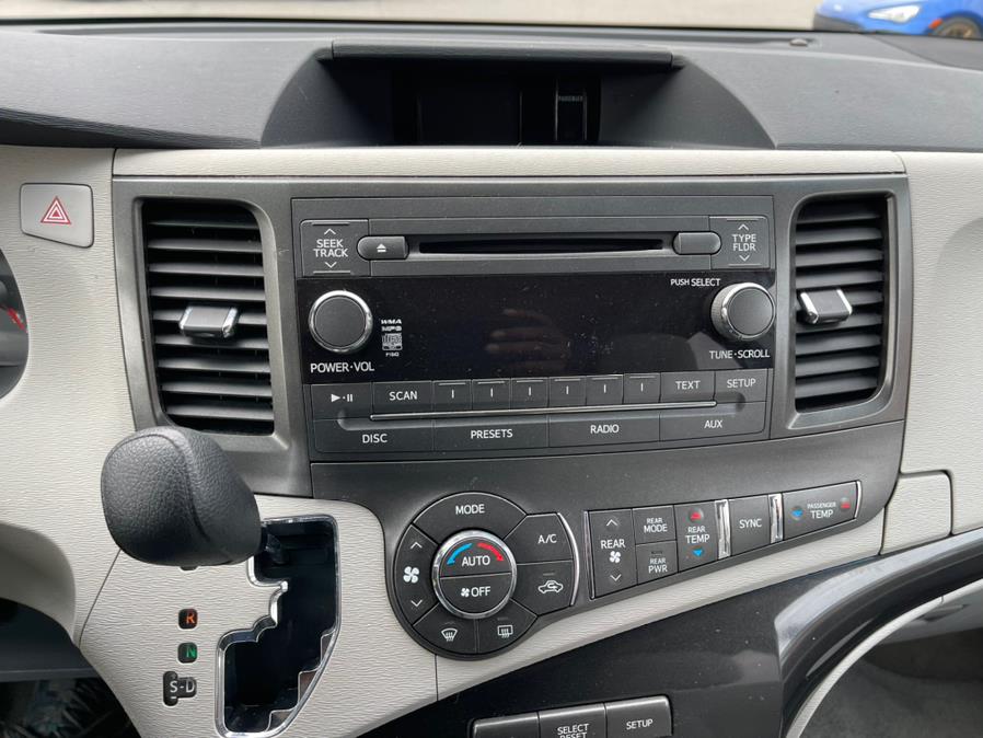 Used Toyota Sienna 5dr 8-Pass Van V6 LE FWD (Natl) 2013 | Mike And Tony Auto Sales, Inc. South Windsor, Connecticut Used Toyota Sienna 5dr 8-Pass Van V6 LE FWD (Natl) 2013 | Mike And Tony Auto Sales, Inc. South Windsor, Connecticut