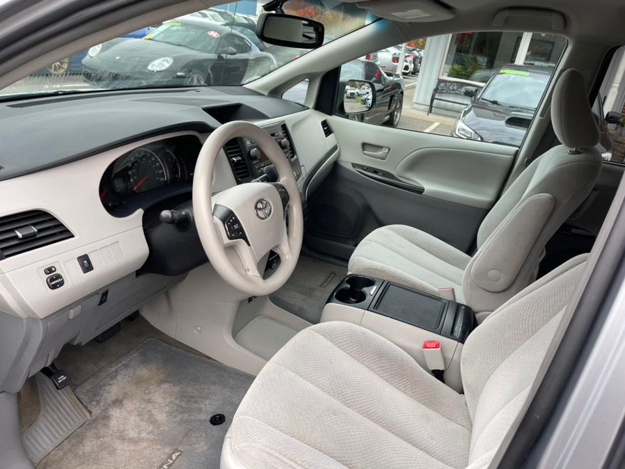 Used Toyota Sienna 5dr 8-Pass Van V6 LE FWD (Natl) 2013 | Mike And Tony Auto Sales, Inc. South Windsor, Connecticut Used Toyota Sienna 5dr 8-Pass Van V6 LE FWD (Natl) 2013 | Mike And Tony Auto Sales, Inc. South Windsor, Connecticut