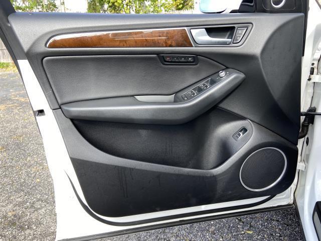 2015 Audi Q5 2.0T Premium Plus, available for sale in Patchogue, New York | Baron Supercenter. Patchogue, New York 2015 Audi Q5 2.0T Premium Plus, available for sale in Patchogue, New York | Baron Supercenter. Patchogue, New York