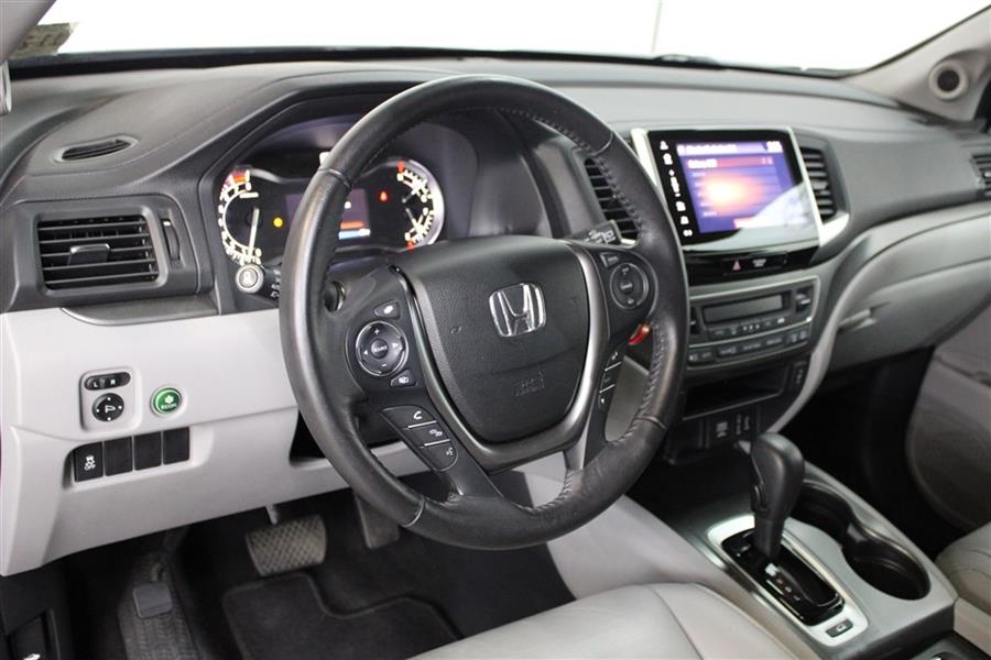 Used Honda Pilot EXL 2017 | Fast Track Motors. Paterson, New Jersey Used Honda Pilot EXL 2017 | Fast Track Motors. Paterson, New Jersey