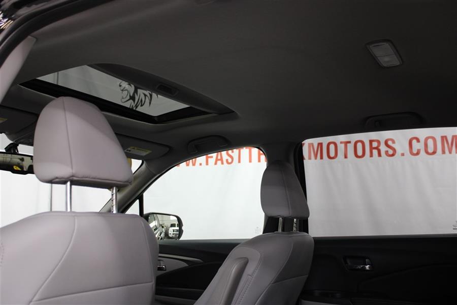 Used Honda Pilot EXL 2017 | Fast Track Motors. Paterson, New Jersey Used Honda Pilot EXL 2017 | Fast Track Motors. Paterson, New Jersey