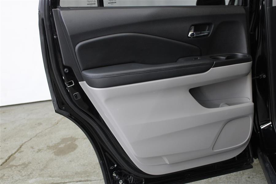 Used Honda Pilot EXL 2017 | Fast Track Motors. Paterson, New Jersey Used Honda Pilot EXL 2017 | Fast Track Motors. Paterson, New Jersey