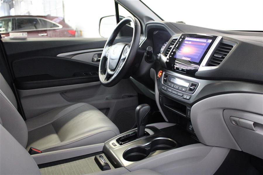 Used Honda Pilot EXL 2017 | Fast Track Motors. Paterson, New Jersey Used Honda Pilot EXL 2017 | Fast Track Motors. Paterson, New Jersey