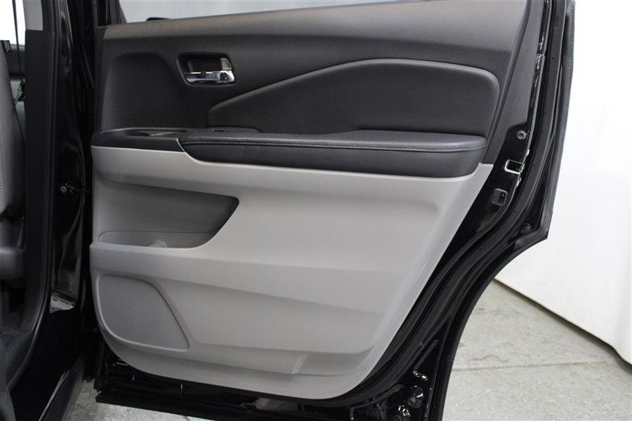 Used Honda Pilot EXL 2017 | Fast Track Motors. Paterson, New Jersey Used Honda Pilot EXL 2017 | Fast Track Motors. Paterson, New Jersey