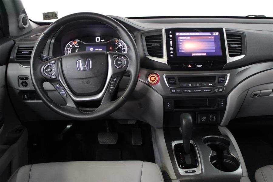 Used Honda Pilot EXL 2017 | Fast Track Motors. Paterson, New Jersey Used Honda Pilot EXL 2017 | Fast Track Motors. Paterson, New Jersey