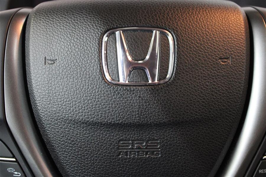 Used Honda Pilot EXL 2017 | Fast Track Motors. Paterson, New Jersey Used Honda Pilot EXL 2017 | Fast Track Motors. Paterson, New Jersey