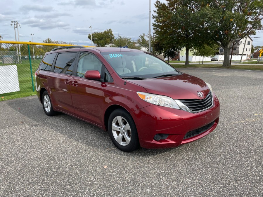 2014 Toyota Sienna 5dr 8-Pass Van V6 LE FWD, available for sale in Lyndhurst, New Jersey | Cars With Deals. Lyndhurst, New Jersey