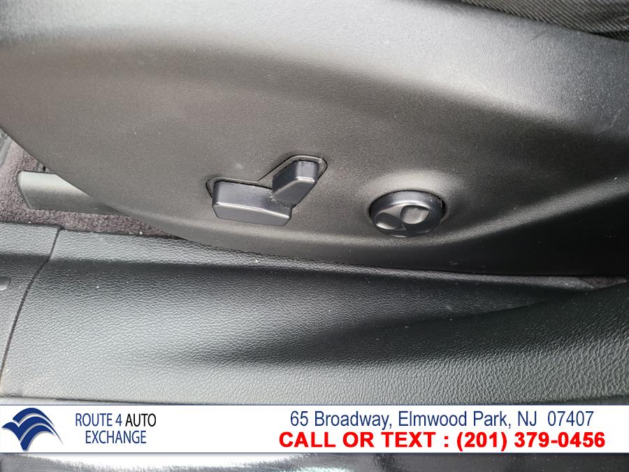 Used Jeep Cherokee Latitude Plus 4x4 2019 | Route 4 Auto Exchange. Elmwood Park, New Jersey Used Jeep Cherokee Latitude Plus 4x4 2019 | Route 4 Auto Exchange. Elmwood Park, New Jersey