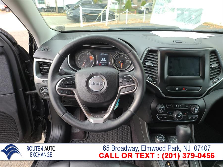 Used Jeep Cherokee Latitude Plus 4x4 2019 | Route 4 Auto Exchange. Elmwood Park, New Jersey Used Jeep Cherokee Latitude Plus 4x4 2019 | Route 4 Auto Exchange. Elmwood Park, New Jersey