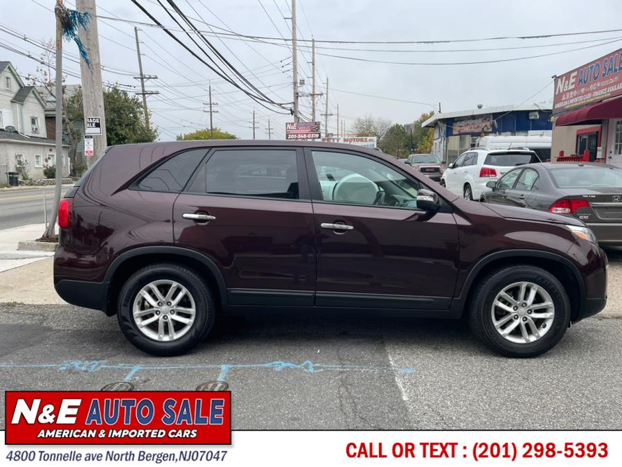 Used Kia Sorento 2WD 4dr I4 LX 2014 | N&E Auto Sale LLC. North Bergen, New Jersey Used Kia Sorento 2WD 4dr I4 LX 2014 | N&E Auto Sale LLC. North Bergen, New Jersey