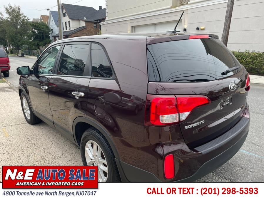 Used Kia Sorento 2WD 4dr I4 LX 2014 | N&E Auto Sale LLC. North Bergen, New Jersey Used Kia Sorento 2WD 4dr I4 LX 2014 | N&E Auto Sale LLC. North Bergen, New Jersey