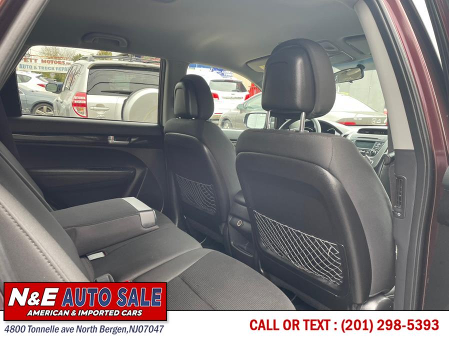 Used Kia Sorento 2WD 4dr I4 LX 2014 | N&E Auto Sale LLC. North Bergen, New Jersey Used Kia Sorento 2WD 4dr I4 LX 2014 | N&E Auto Sale LLC. North Bergen, New Jersey