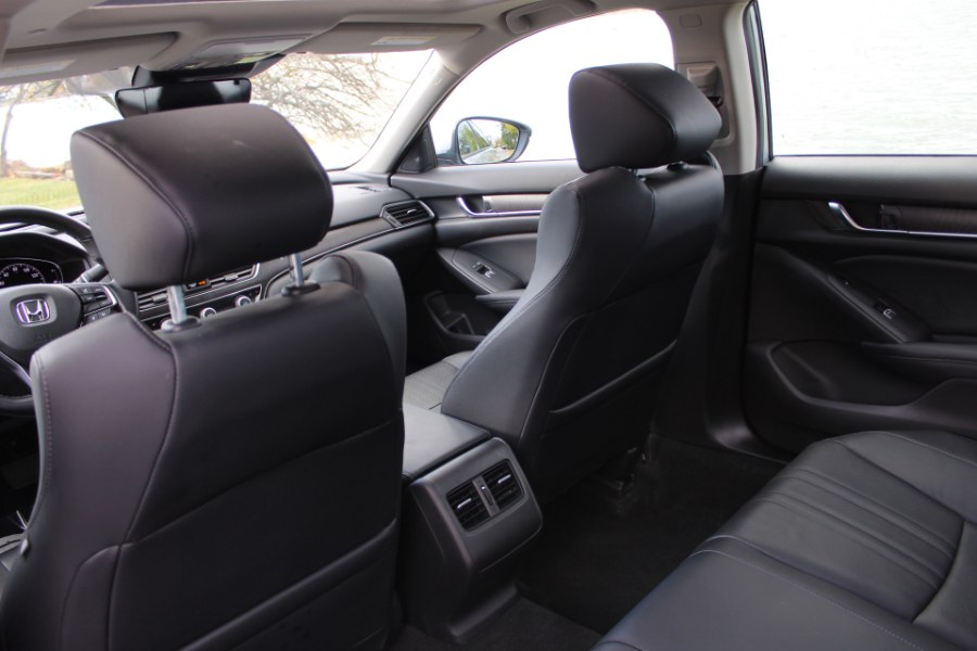 2018 Honda Accord Sedan Touring 2.0T Auto, available for sale in Great Neck, New York | Great Neck Car Buyers & Sellers. Great Neck, New York 2018 Honda Accord Sedan Touring 2.0T Auto, available for sale in Great Neck, New York | Great Neck Car Buyers & Sellers. Great Neck, New York