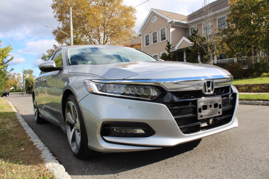 2018 Honda Accord Sedan Touring 2.0T Auto, available for sale in Great Neck, New York | Great Neck Car Buyers & Sellers. Great Neck, New York 2018 Honda Accord Sedan Touring 2.0T Auto, available for sale in Great Neck, New York | Great Neck Car Buyers & Sellers. Great Neck, New York