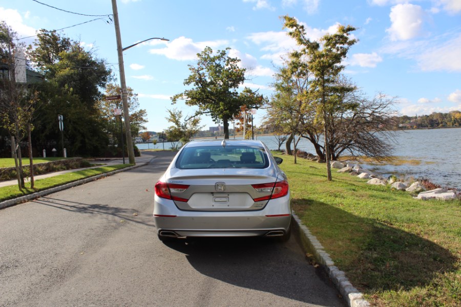 2018 Honda Accord Sedan Touring 2.0T Auto, available for sale in Great Neck, New York | Great Neck Car Buyers & Sellers. Great Neck, New York 2018 Honda Accord Sedan Touring 2.0T Auto, available for sale in Great Neck, New York | Great Neck Car Buyers & Sellers. Great Neck, New York