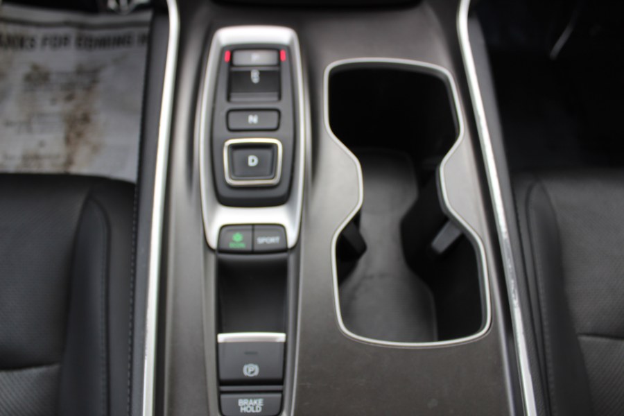 2018 Honda Accord Sedan Touring 2.0T Auto, available for sale in Great Neck, New York | Great Neck Car Buyers & Sellers. Great Neck, New York 2018 Honda Accord Sedan Touring 2.0T Auto, available for sale in Great Neck, New York | Great Neck Car Buyers & Sellers. Great Neck, New York