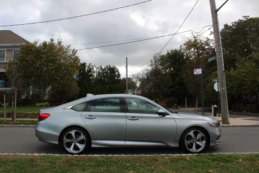 2018 Honda Accord Sedan Touring 2.0T Auto, available for sale in Great Neck, New York | Great Neck Car Buyers & Sellers. Great Neck, New York 2018 Honda Accord Sedan Touring 2.0T Auto, available for sale in Great Neck, New York | Great Neck Car Buyers & Sellers. Great Neck, New York