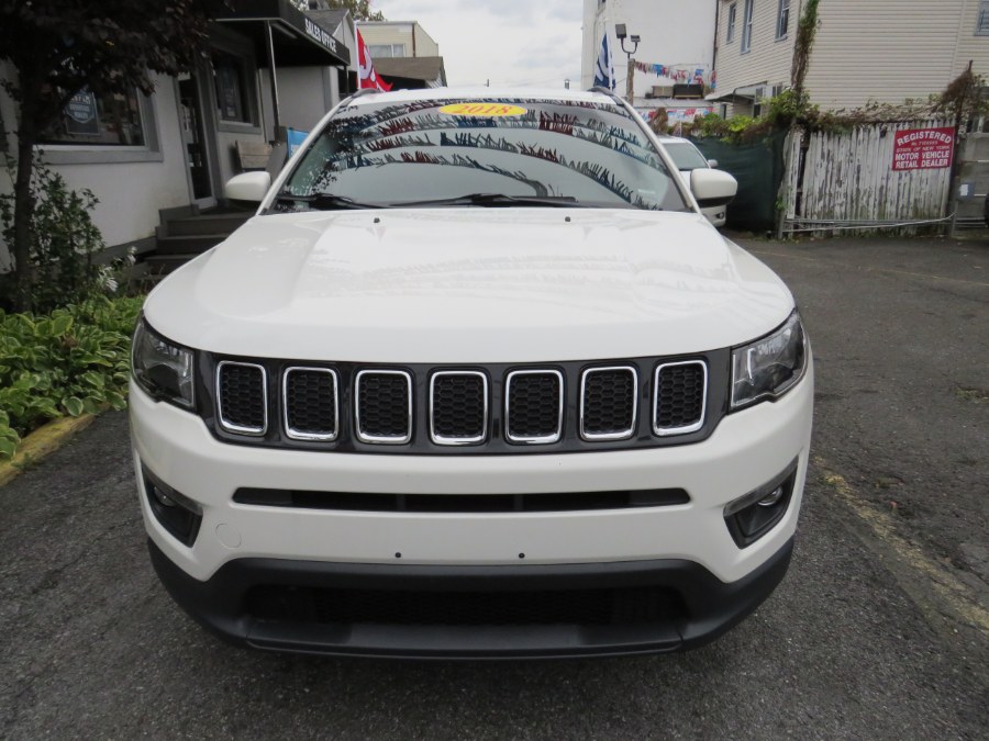 2018 Jeep Compass Latitude 4x4, available for sale in Middle Village, New York | Road Masters II INC. Middle Village, New York 2018 Jeep Compass Latitude 4x4, available for sale in Middle Village, New York | Road Masters II INC. Middle Village, New York
