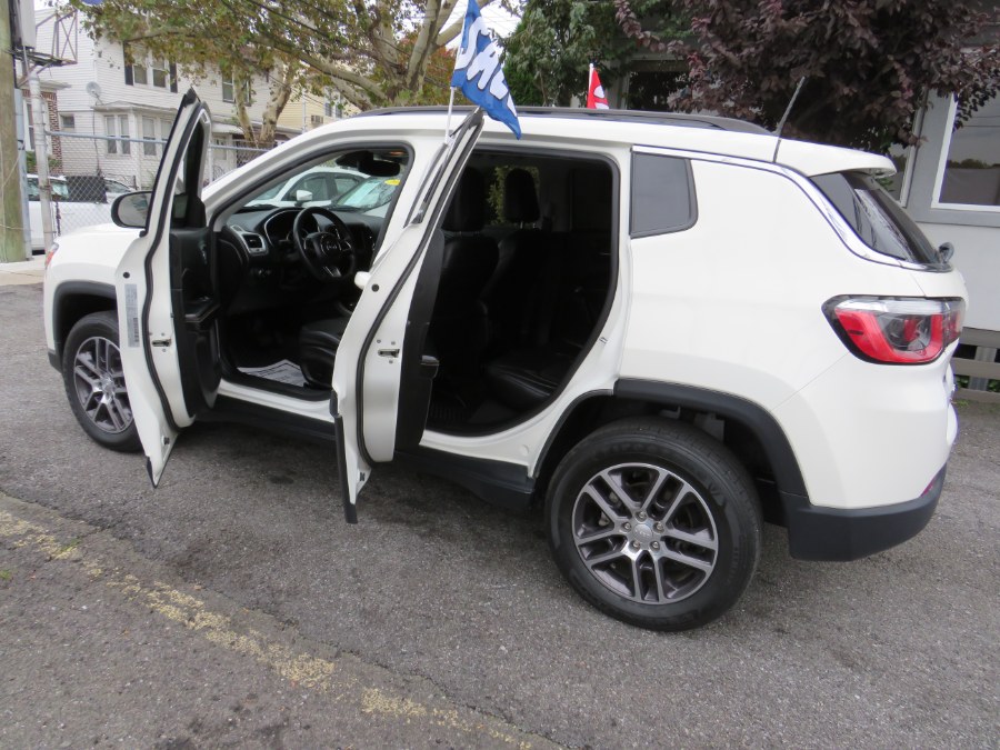 2018 Jeep Compass Latitude 4x4, available for sale in Middle Village, New York | Road Masters II INC. Middle Village, New York 2018 Jeep Compass Latitude 4x4, available for sale in Middle Village, New York | Road Masters II INC. Middle Village, New York