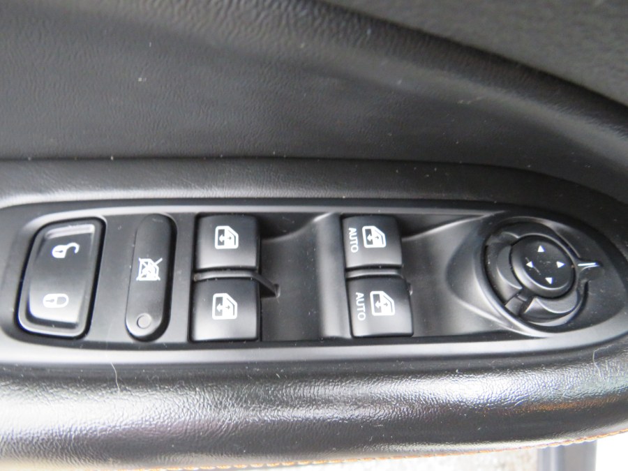 2018 Jeep Compass Latitude 4x4, available for sale in Middle Village, New York | Road Masters II INC. Middle Village, New York 2018 Jeep Compass Latitude 4x4, available for sale in Middle Village, New York | Road Masters II INC. Middle Village, New York