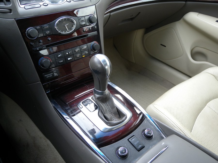 Used INFINITI G37 Sedan 4dr x AWD 2013 | Carsbuck Inc.. Brooklyn, New York Used INFINITI G37 Sedan 4dr x AWD 2013 | Carsbuck Inc.. Brooklyn, New York