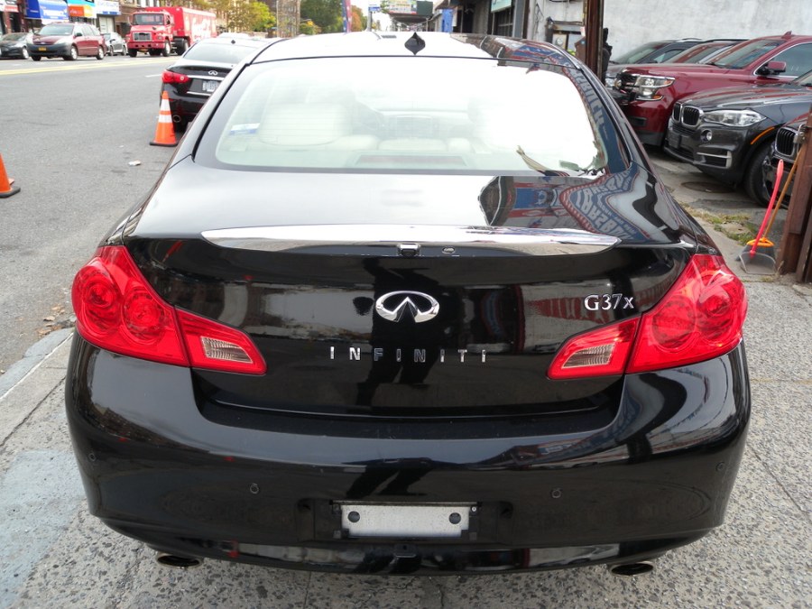 Used INFINITI G37 Sedan 4dr x AWD 2013 | Carsbuck Inc.. Brooklyn, New York Used INFINITI G37 Sedan 4dr x AWD 2013 | Carsbuck Inc.. Brooklyn, New York