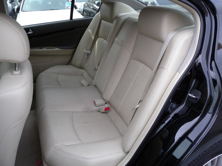 Used INFINITI G37 Sedan 4dr x AWD 2013 | Carsbuck Inc.. Brooklyn, New York Used INFINITI G37 Sedan 4dr x AWD 2013 | Carsbuck Inc.. Brooklyn, New York