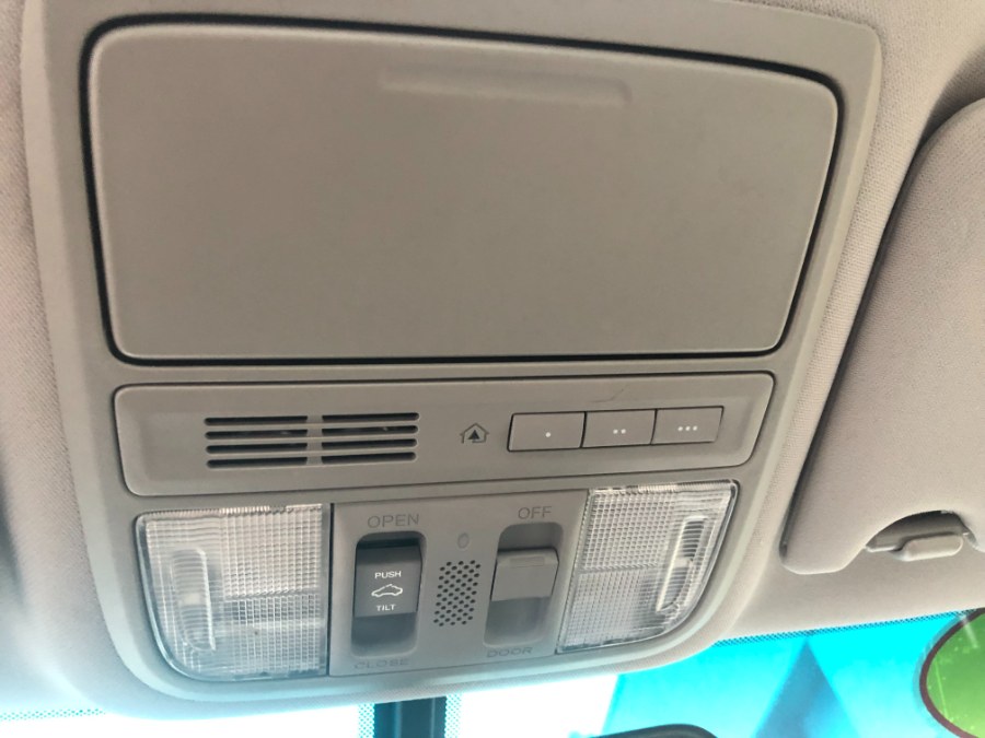 Used Honda Accord Sdn 4dr V6 Auto EX-L w/Navi 2010 | Bristol Auto Center LLC. Bristol, Connecticut Used Honda Accord Sdn 4dr V6 Auto EX-L w/Navi 2010 | Bristol Auto Center LLC. Bristol, Connecticut