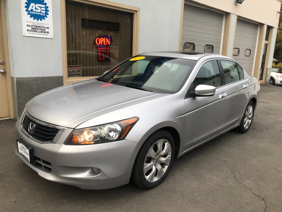Used Honda Accord Sdn 4dr V6 Auto EX-L w/Navi 2010 | Bristol Auto Center LLC. Bristol, Connecticut Used Honda Accord Sdn 4dr V6 Auto EX-L w/Navi 2010 | Bristol Auto Center LLC. Bristol, Connecticut